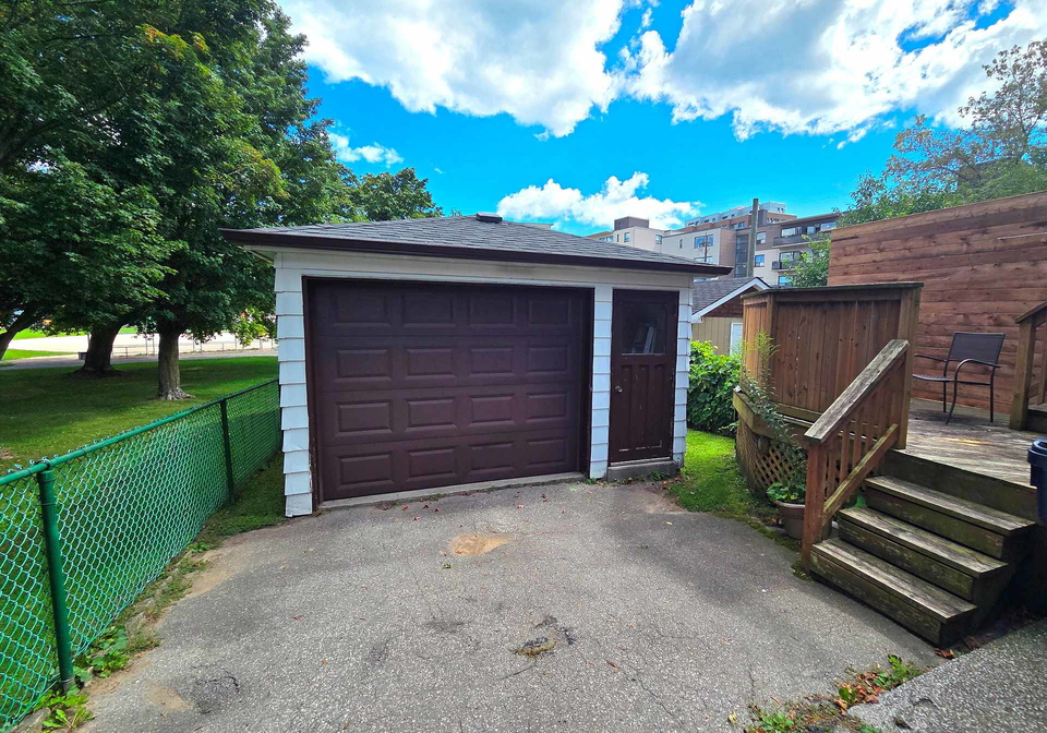 213-blantyre-avenue-toronto-scarborough-ontario-e13766464