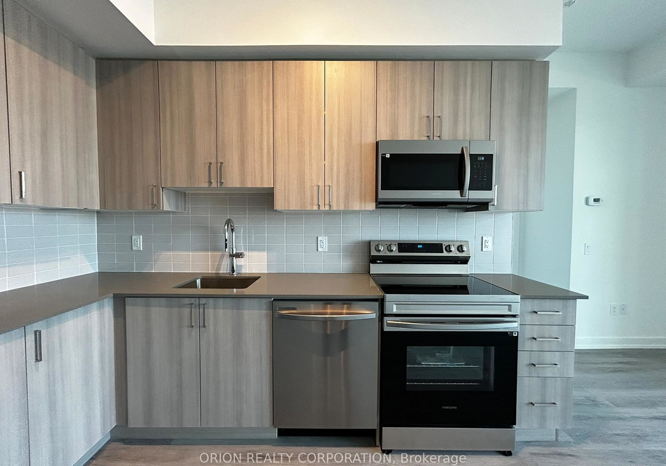 1455-celebration-drive-pickering-ontario-e13766888