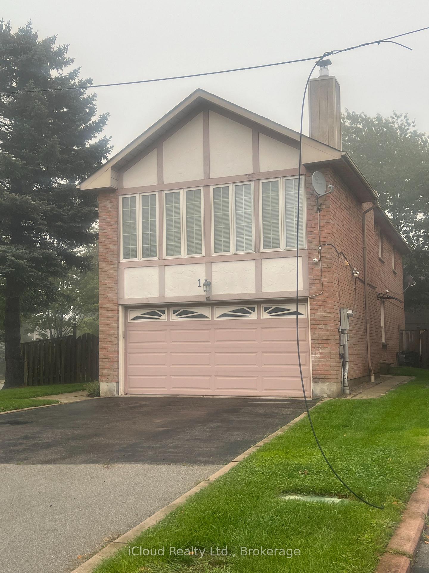 1-greybeaver-trail-toronto-scarborough-ontario-e13767204