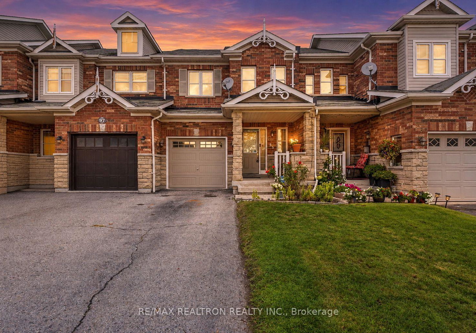 95-beer-crescent-ajax-ontario-e13768050