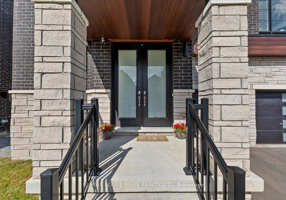 39-armilia-place-whitby-ontario-e13768428