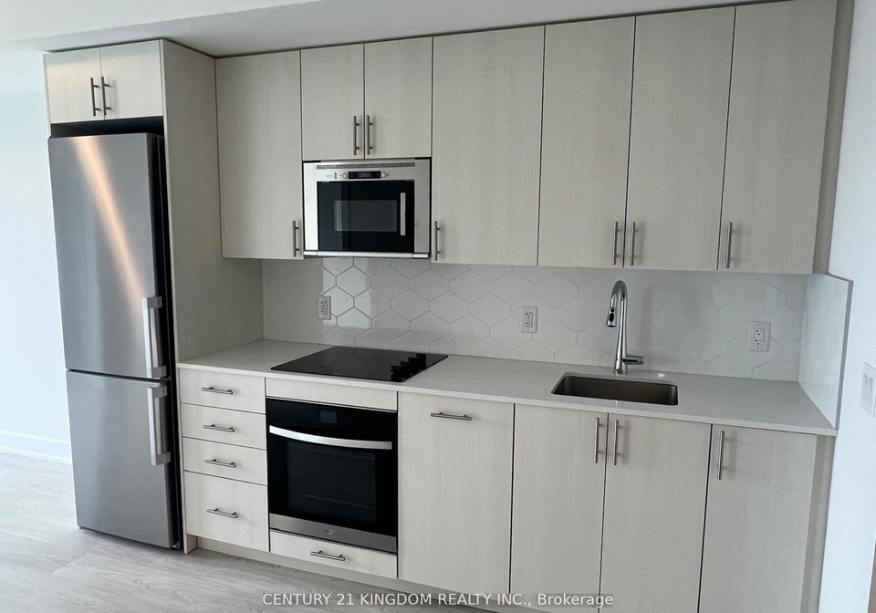 2545-simcoe-street-n-oshawa-ontario-e13770142