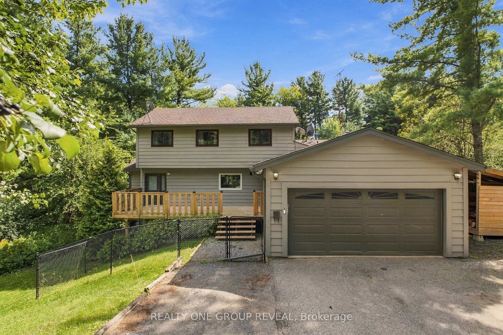 2163-boundary-road-clarington-ontario-e13770370