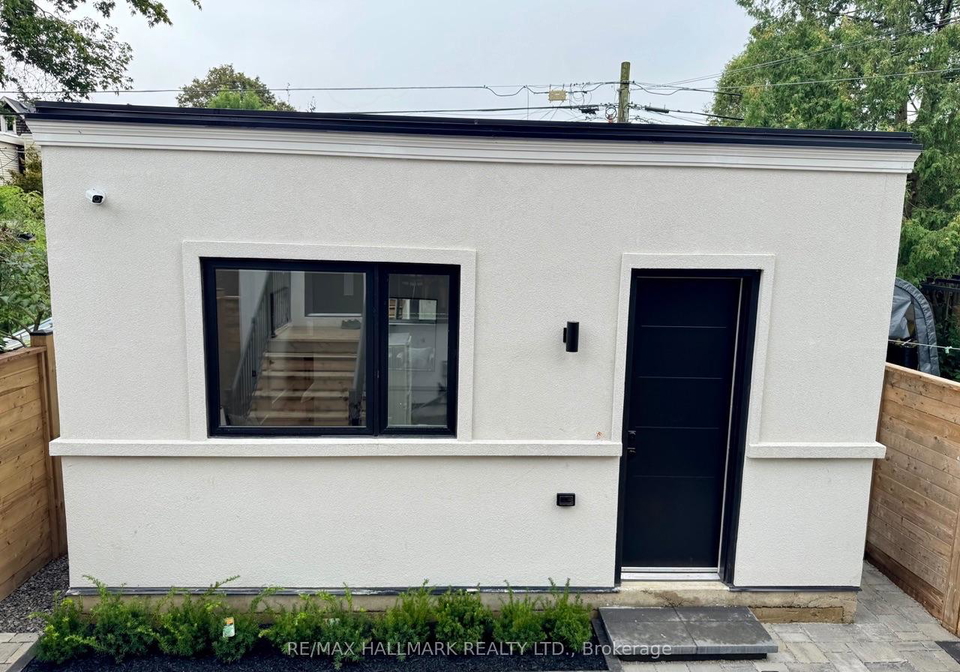 37-milverton-boulevard-toronto-east-york-ontario-e13770746