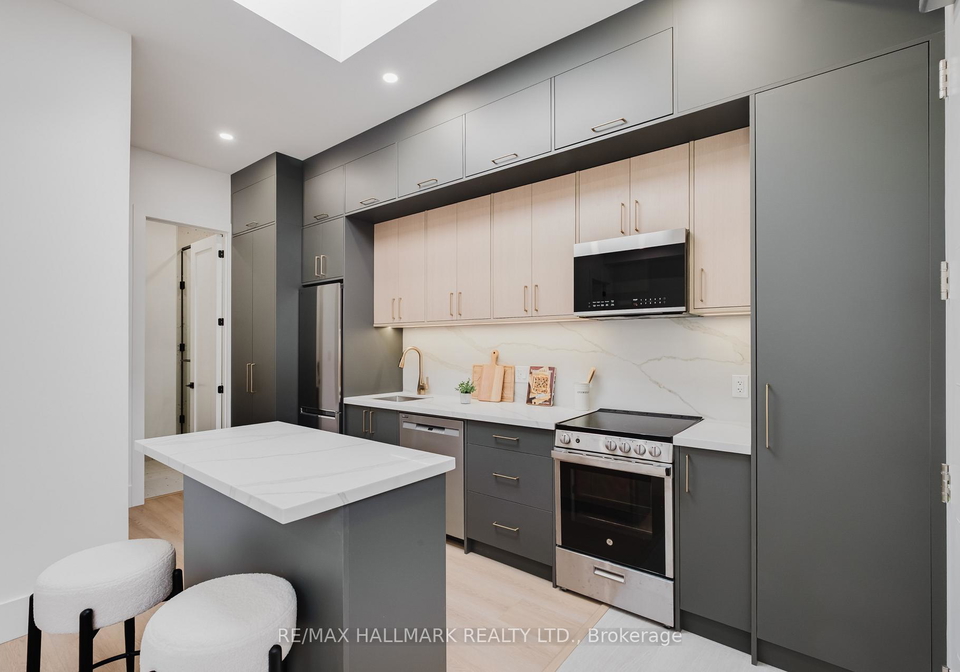 37-milverton-boulevard-toronto-east-york-ontario-e13770746