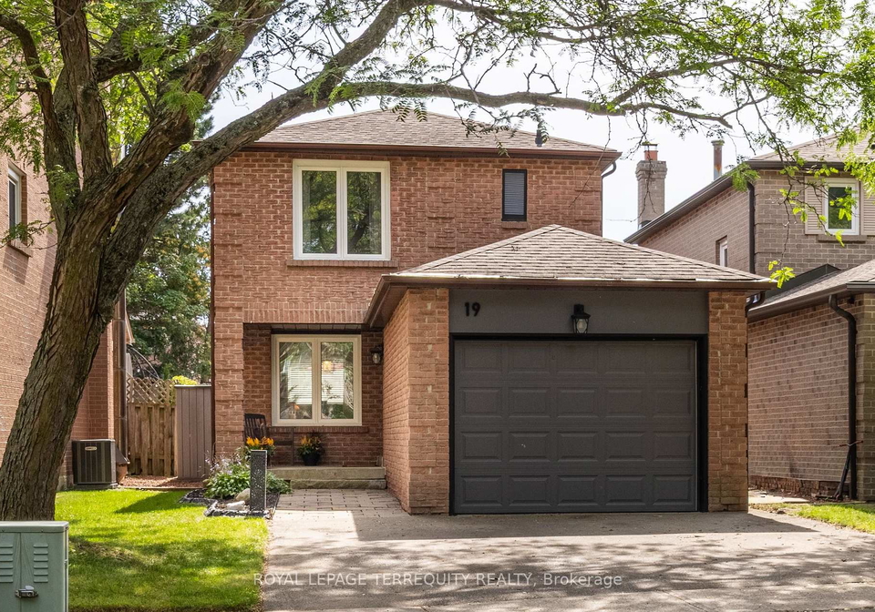 19-brocklesby-crescent-ajax-ontario-e13770920