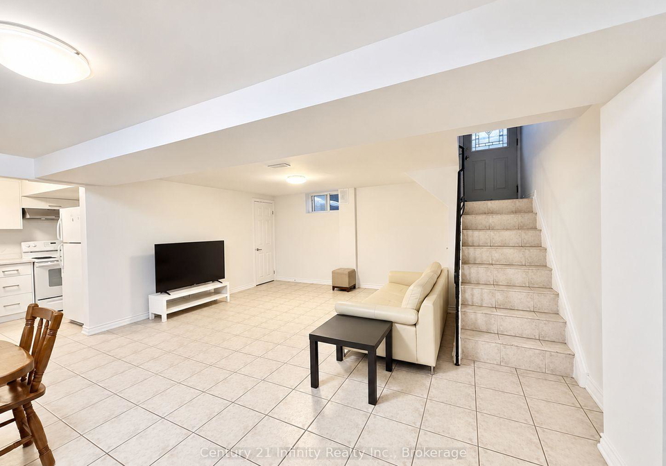 701-maria-street-whitby-ontario-e13770940