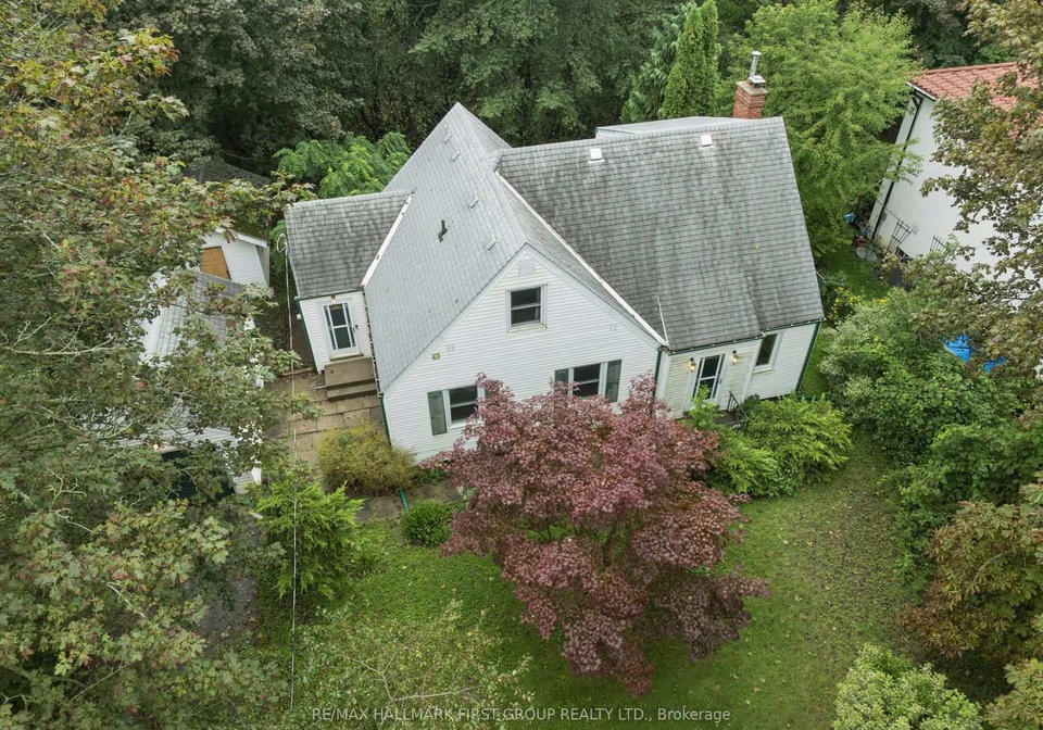109-colonel-danforth-trail-toronto-scarborough-ontario-e13770972