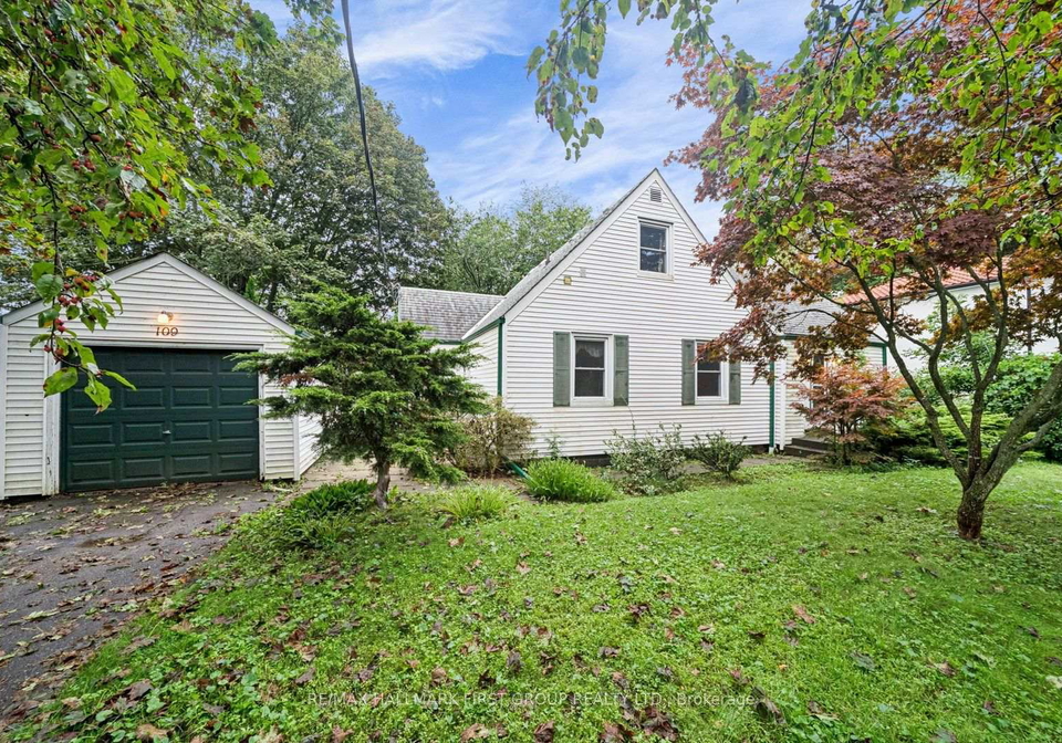 109-colonel-danforth-trail-toronto-scarborough-ontario-e13770972