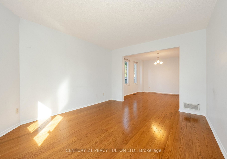 2-pennybrook-lane-toronto-scarborough-ontario-e13771854
