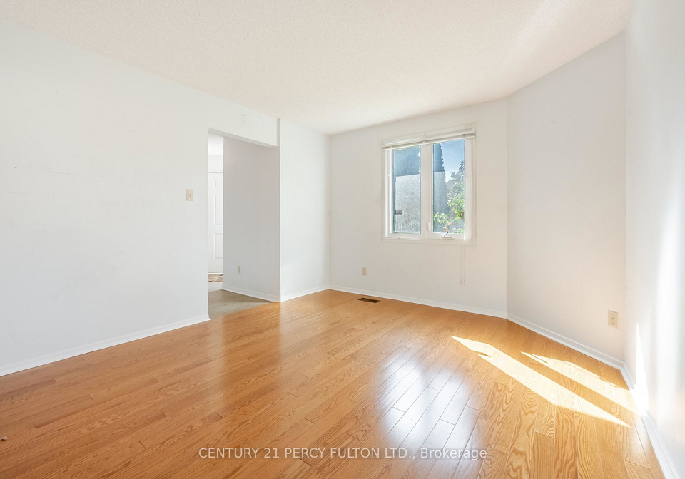 2-pennybrook-lane-toronto-scarborough-ontario-e13771854