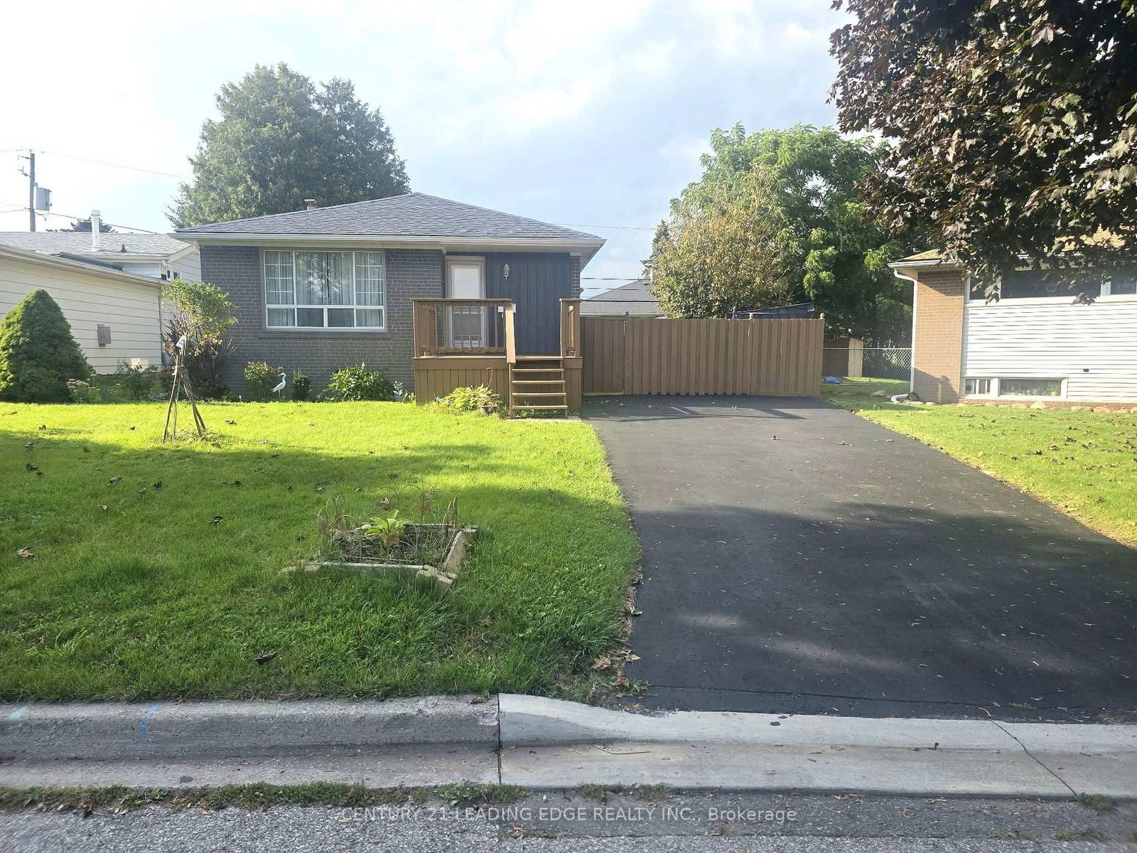 855-zator-avenue-pickering-ontario-e13771982