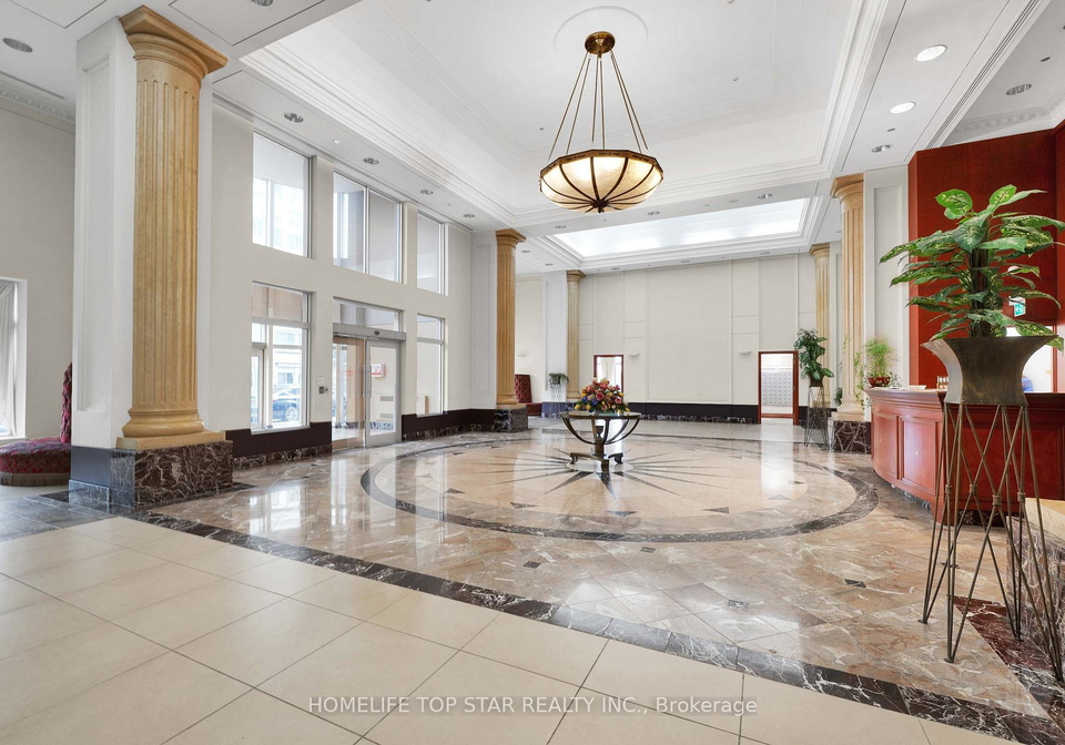 8-lee-centre-drive-toronto-scarborough-ontario-e13773836