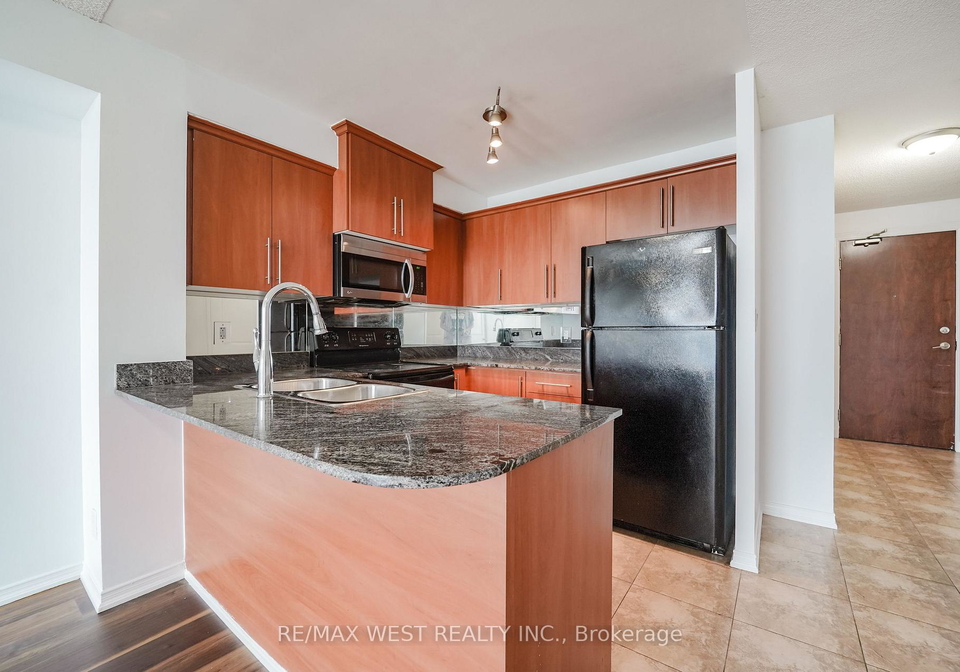 8-rosebank-drive-toronto-scarborough-ontario-e13774216
