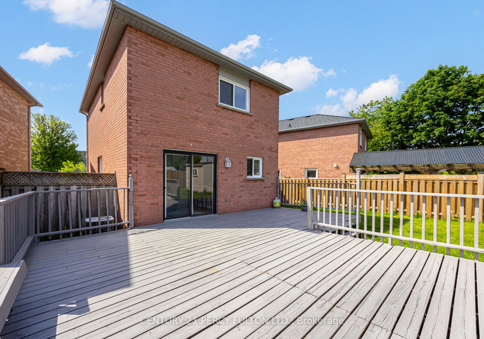 611-atwood-crescent-pickering-ontario-e13774342