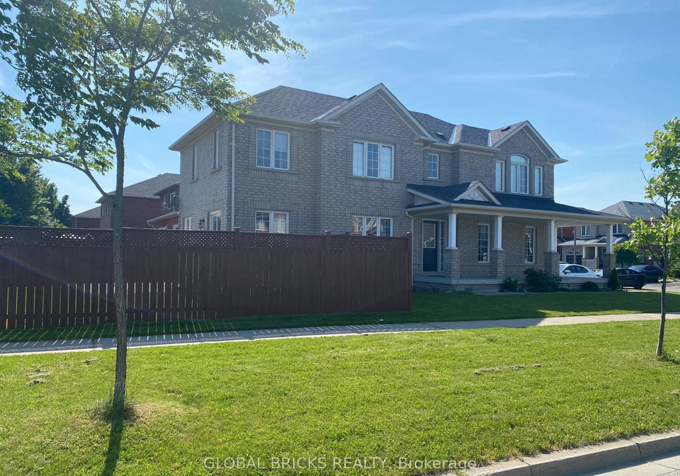 1-rampart-crescent-whitby-ontario-e13774710