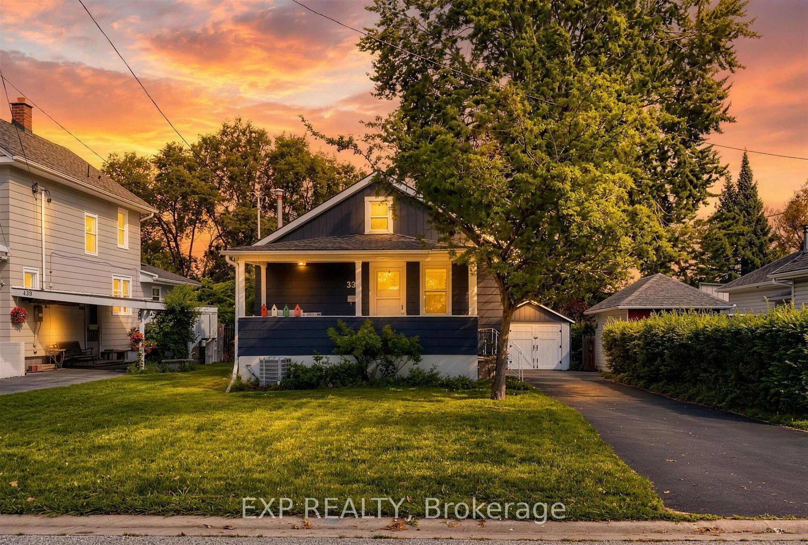 335-perry-street-whitby-ontario-e13775906