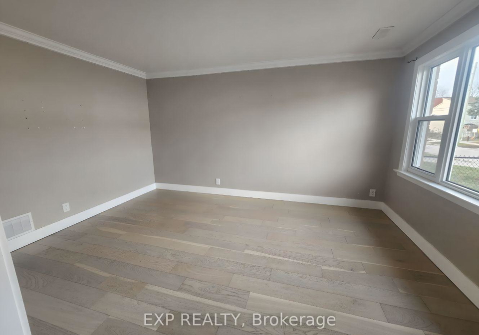 780-oxford-street-oshawa-ontario-e13776032