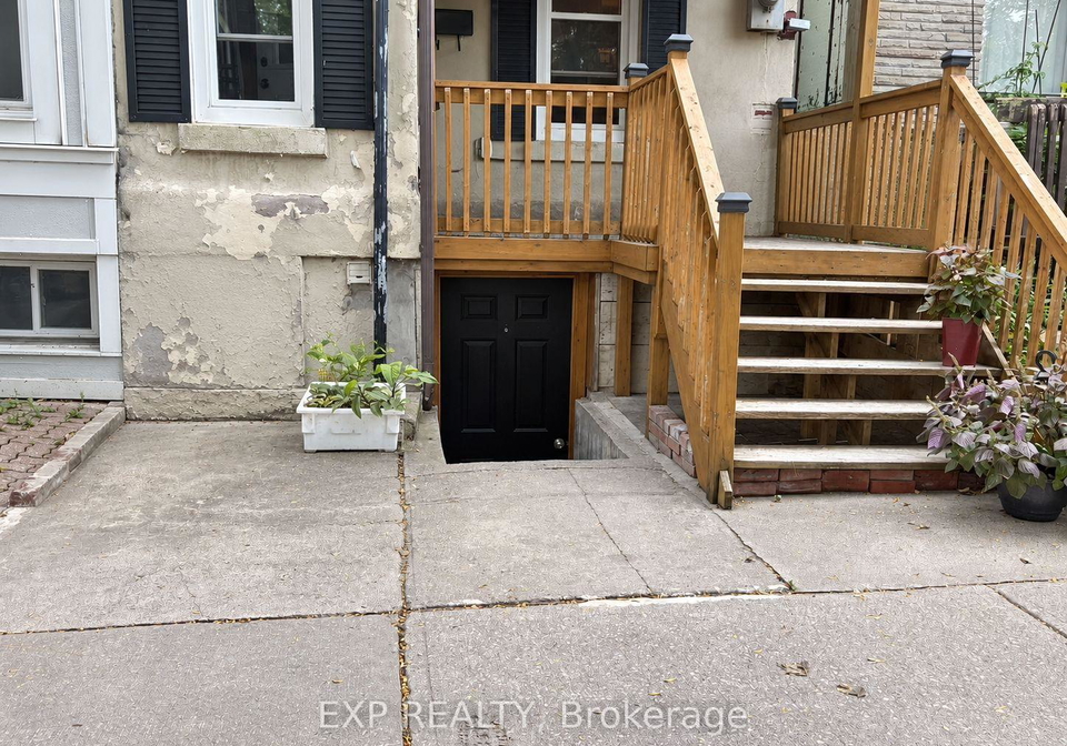 236-munro-street-toronto-toronto-ontario-e13776146