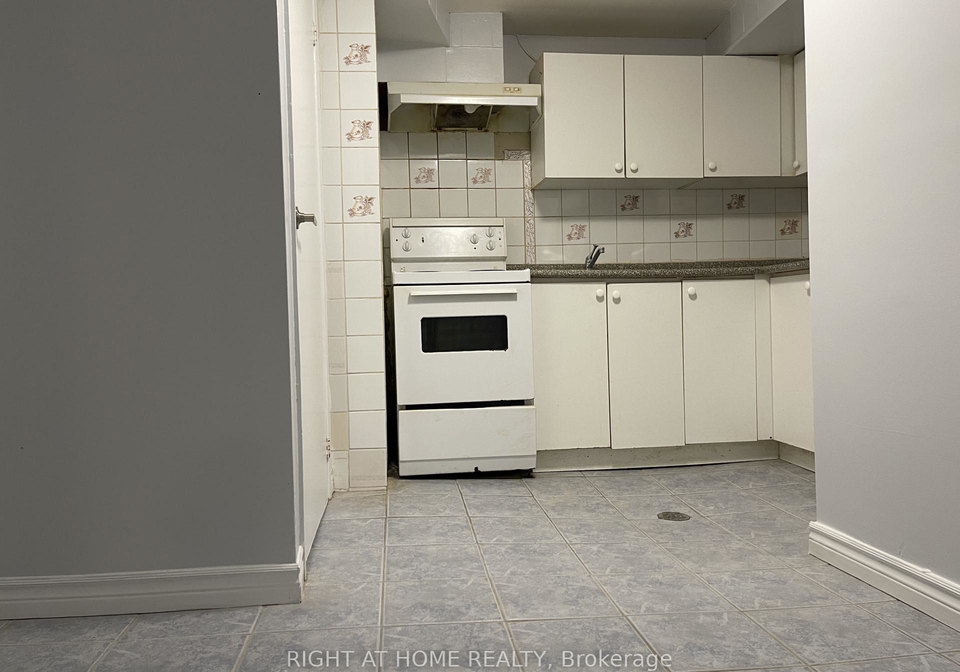 12-quarry-court-toronto-toronto-ontario-e13776316