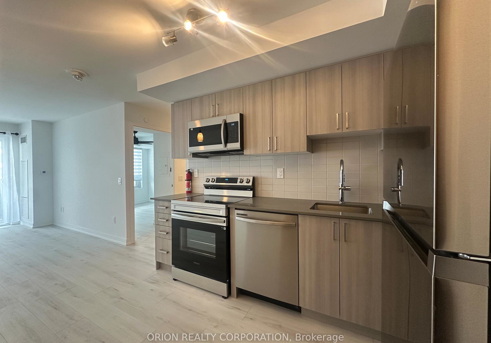 1435-celebration-drive-pickering-ontario-e13776342