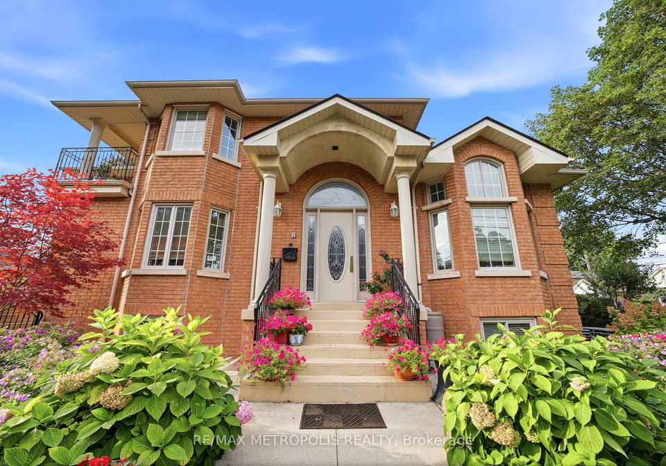 2-denvale-road-toronto-east-york-ontario-e13776420