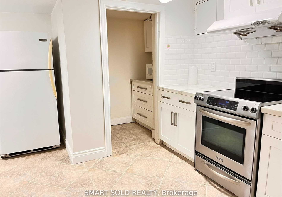 34-chapeltown-crescent-toronto-scarborough-ontario-e13776556
