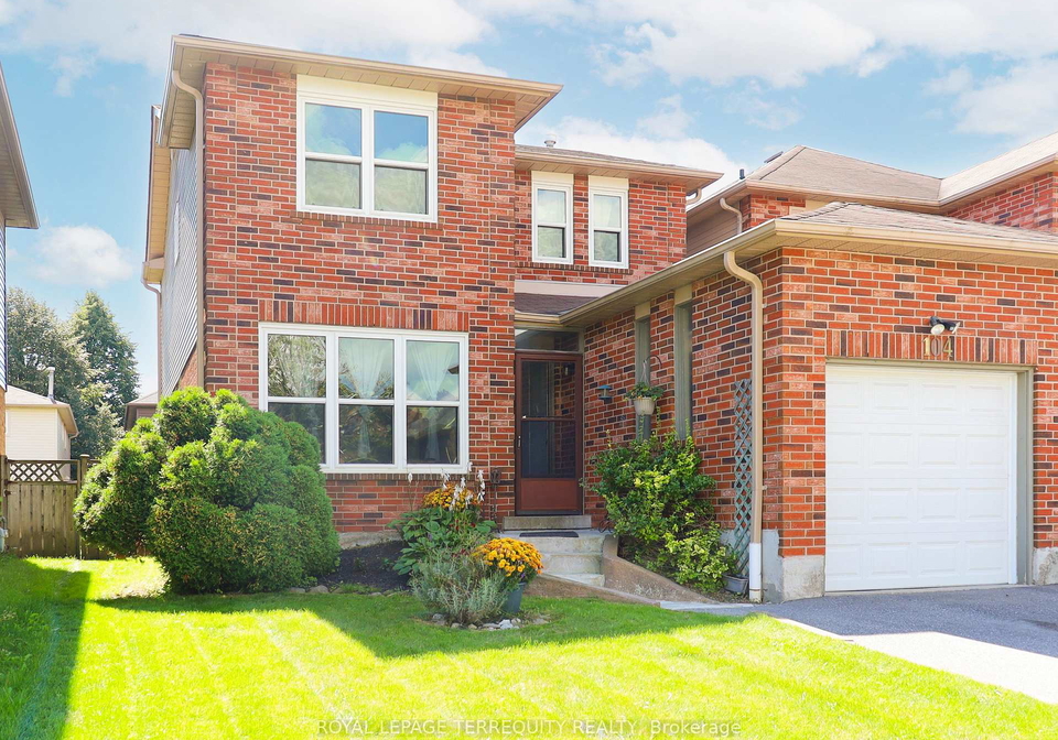 104-gates-crescent-ajax-ontario-e13776708
