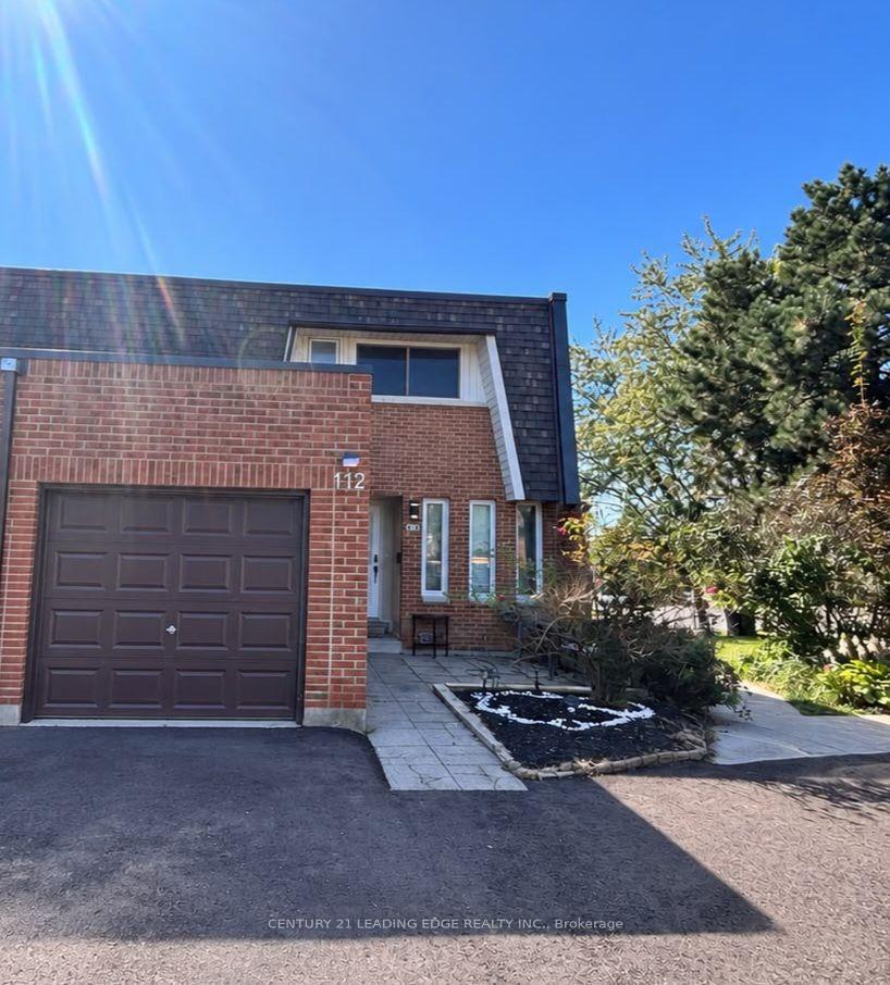 deacon-lane-ne-ajax-ontario-e13776790