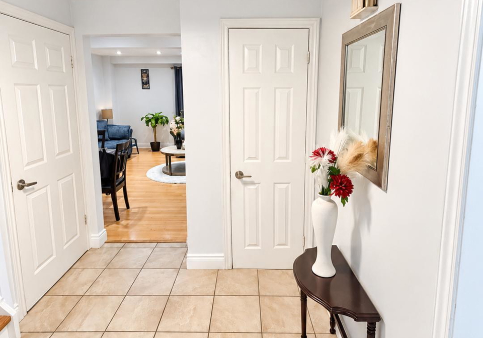 deacon-lane-ne-ajax-ontario-e13776790