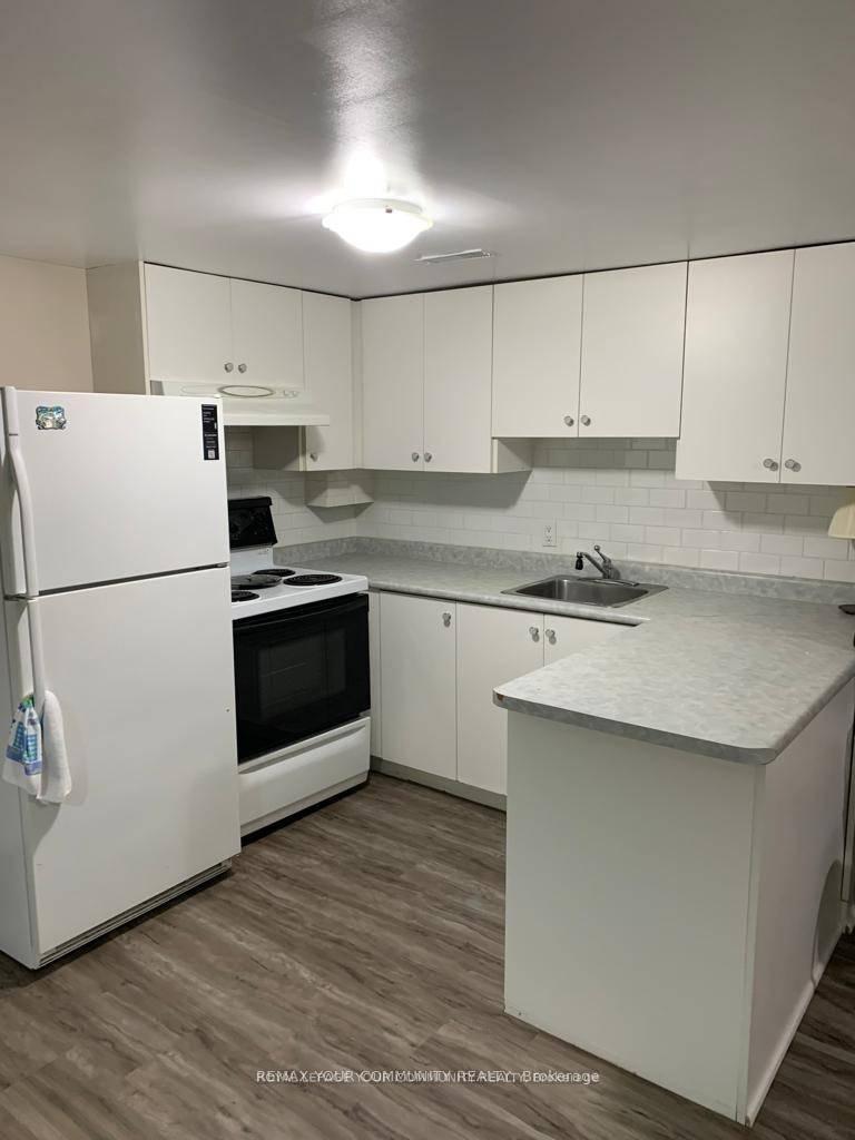 23-charlemont-crescent-toronto-scarborough-ontario-e13777214