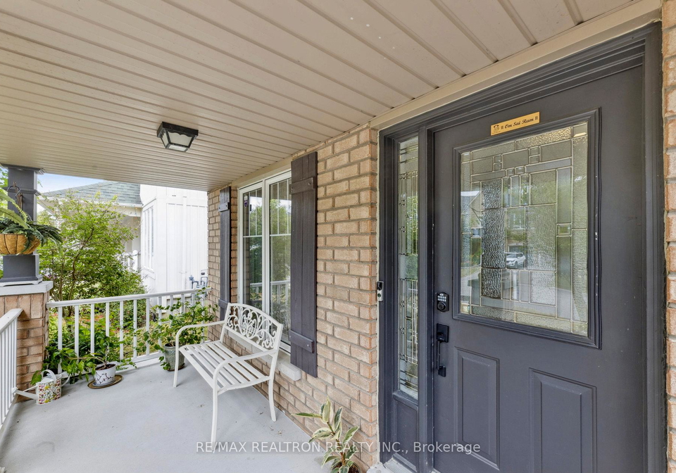 27-haverhill-crescent-whitby-ontario-e13777884