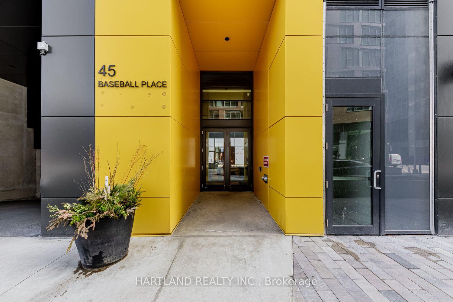 45-baseball-place-toronto-toronto-ontario-e13777988