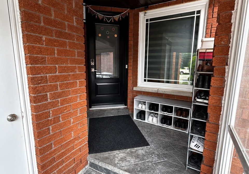 32-marsdale-crescent-toronto-scarborough-ontario-e13778016