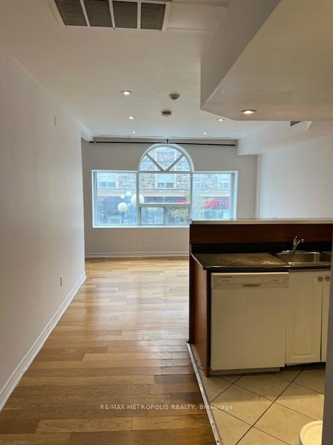 1431-1433-gerrard-street-e-toronto-toronto-ontario-e13778038