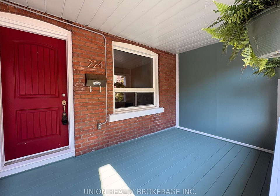 224-scarborough-road-toronto-toronto-ontario-e13778102