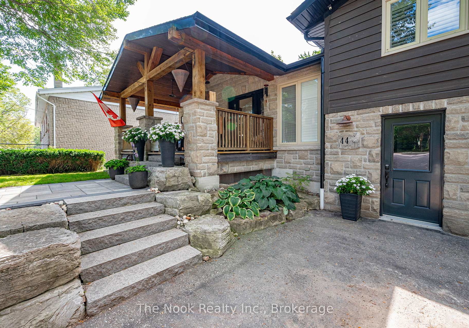 44-bagot-street-whitby-ontario-e13778468