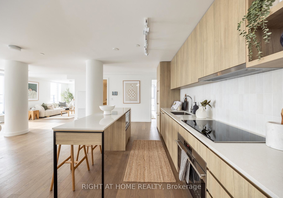 1161-kingston-road-toronto-scarborough-ontario-e13778516
