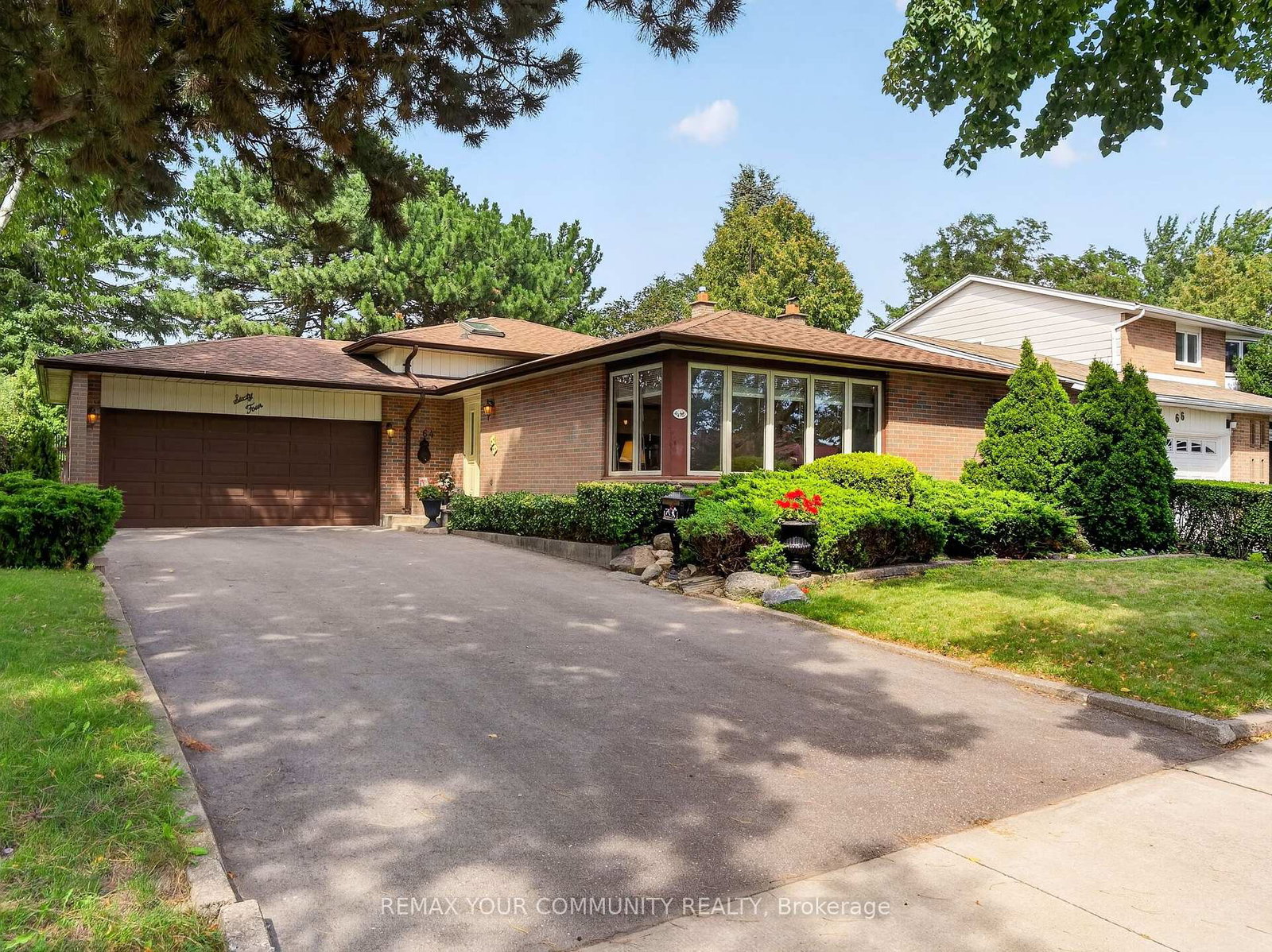 64-kentish-crescent-toronto-scarborough-ontario-e13778632