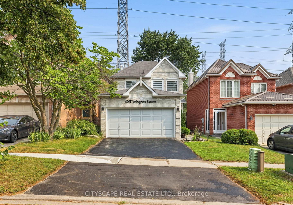 1143-windgrove-square-pickering-ontario-e13779432