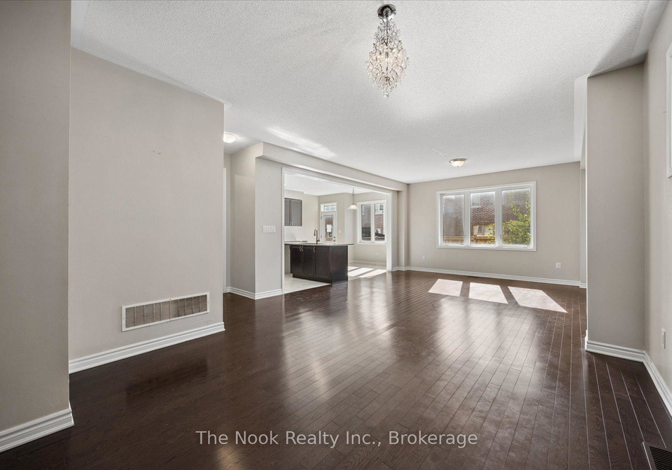 60-westfield-drive-whitby-ontario-e13779512