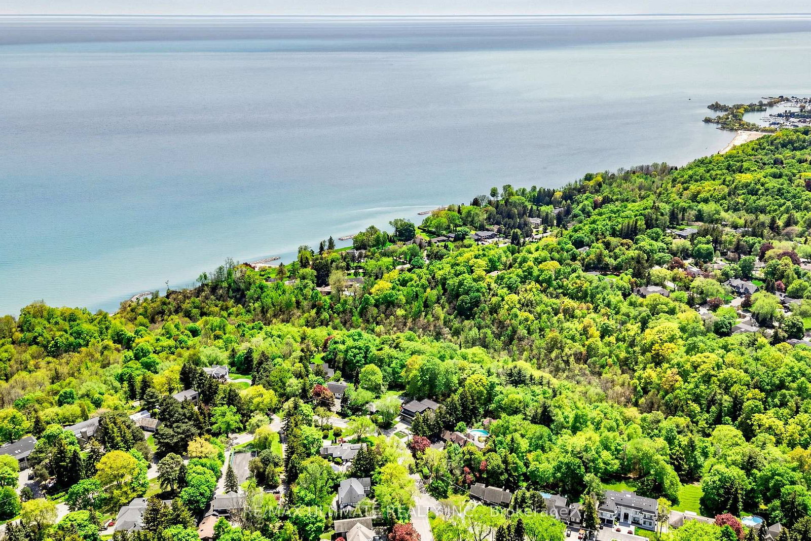 25-bellehaven-crescent-toronto-scarborough-ontario-e13779684