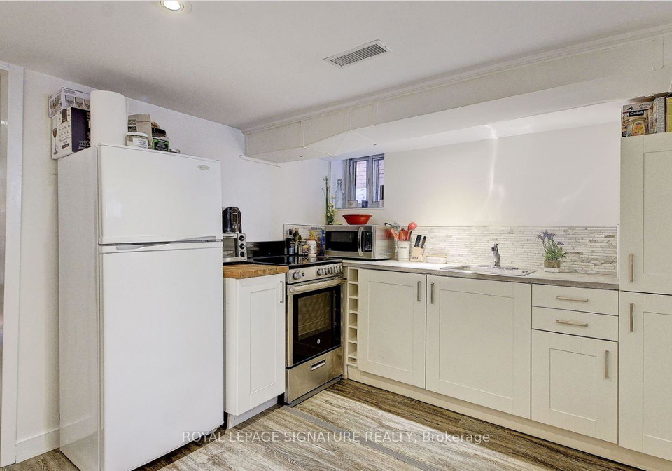 216-milverton-boulevard-toronto-east-york-ontario-e13779752