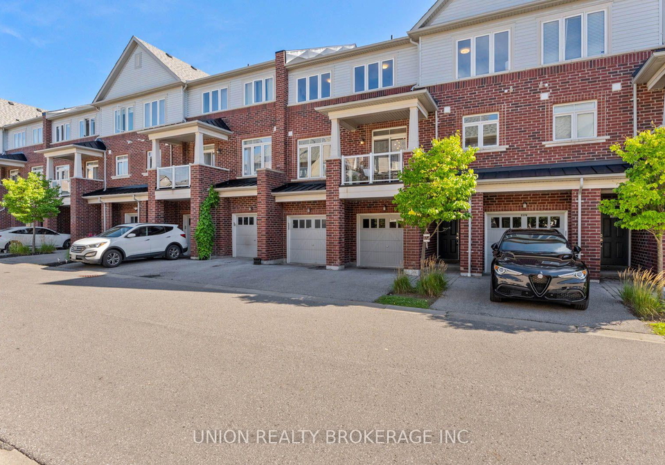 2425-nantucket-chase-pickering-ontario-e13779972