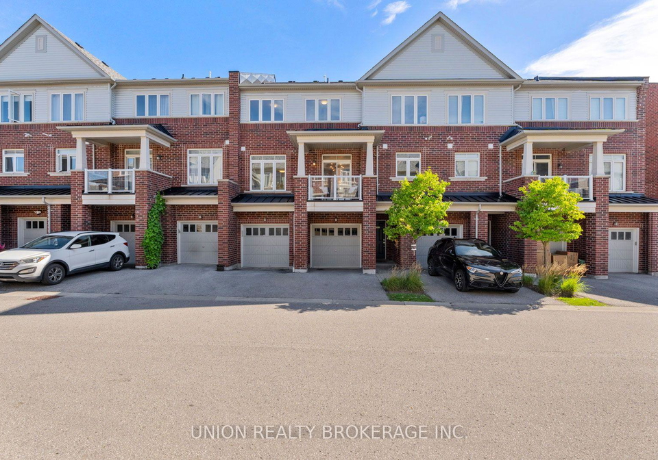 2425-nantucket-chase-pickering-ontario-e13779972