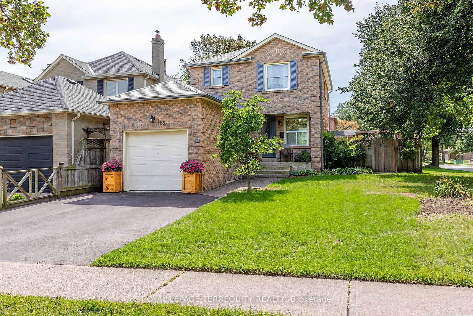 182-chatfield-drive-ajax-ontario-e13780574