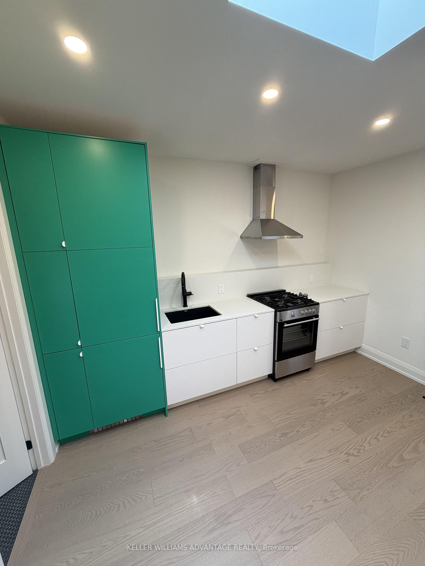 2034-danforth-avenue-toronto-east-york-ontario-e13781130