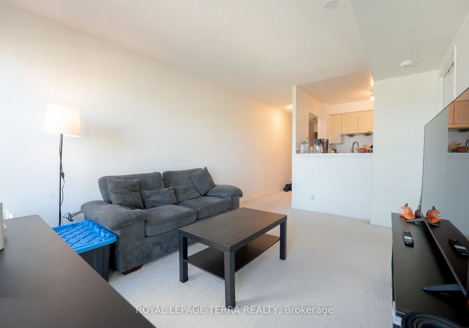 8-lee-centre-drive-toronto-scarborough-ontario-e13781180