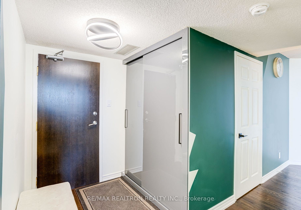 4725-sheppard-avenue-e-toronto-scarborough-ontario-e13781250