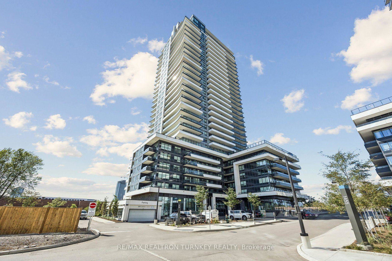 1435-celebration-drive-pickering-ontario-e13781386